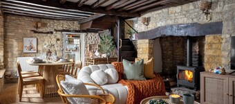 Bourton on the Water Scandi Chic Authentic Cottage