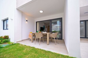 Outdoor dining - Beautiful new condo next to the beach. (Punta Cana)