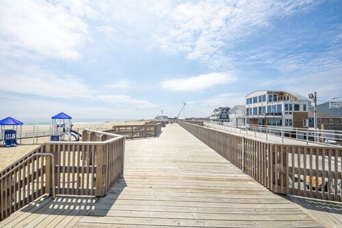 Wake up w/ Ocean Views in SeaBright!
