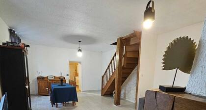 Maison au calme ,vue panoramique. A 5mn du parc d'attraction, idéal pour famille