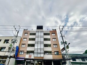 Front of property - OYO 1045 Rayjan Apartelle (Parañaque)