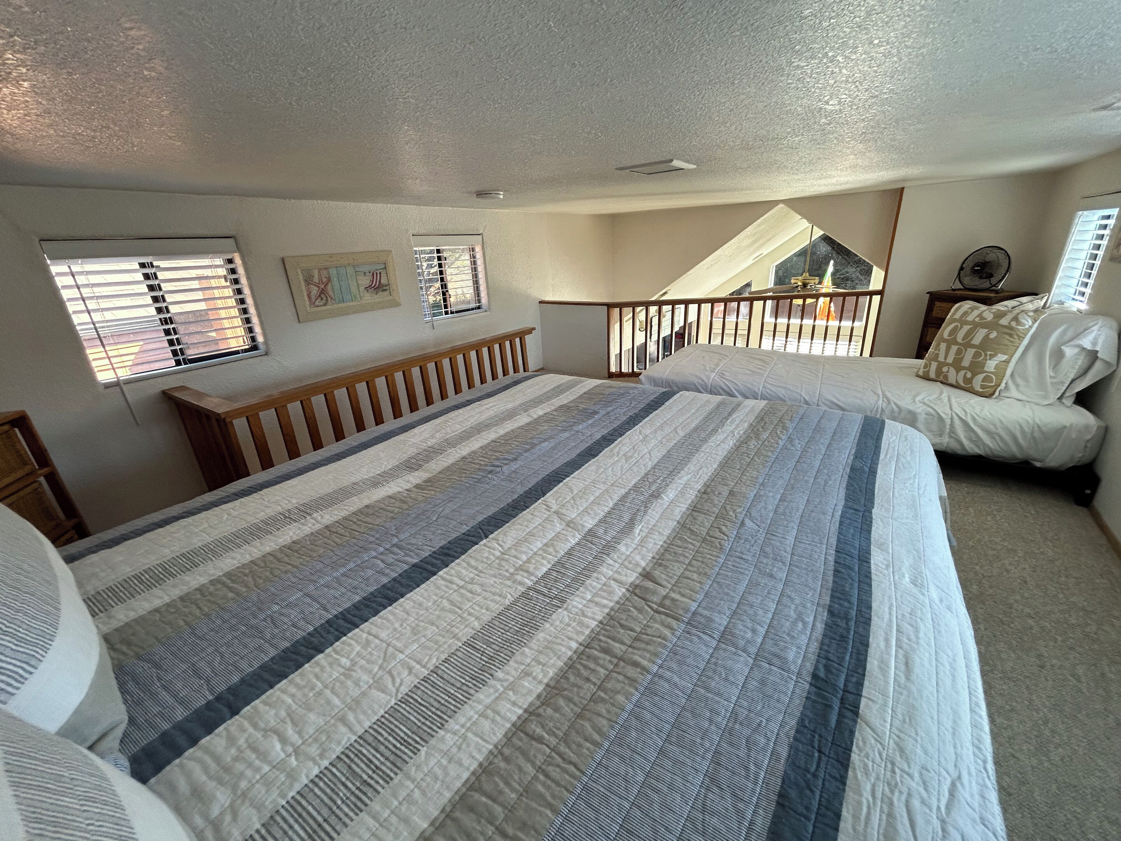 2 soverom, strykejern/-brett, wi-fi (inkludert) og sengetøy