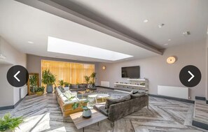 Cottage | Area soggiorno | TV