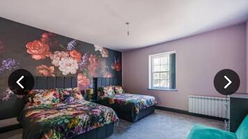 Cottage | 6 bedrooms, iron/ironing board, free WiFi, bed sheets