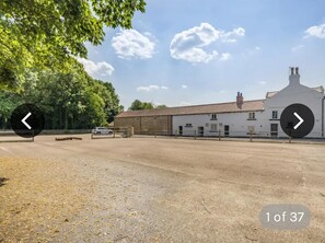 Cottage | Property grounds