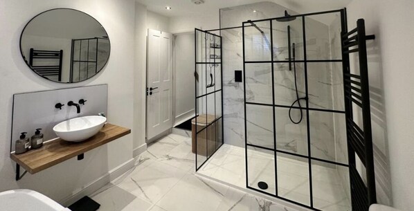 House | Bathroom