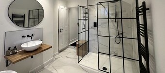 Exquisite renovation in central location