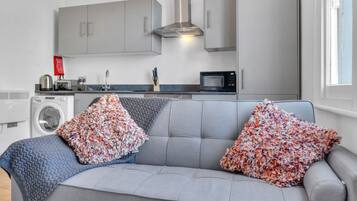 Apartamento elite | Cozinha privada | Micro-ondas, fogão, cooktop, torradeira