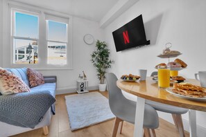 Apartamento elite | 2 quartos, roupas de cama antialérgicas, escrivaninha
