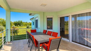 Outdoor dining - Villa Petar by Villas Guide (Buroli)