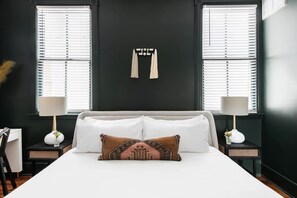 1 bedroom, iron/ironing board, WiFi, bed sheets - Onyx Suite | 1BR Retreat in Downtown CHS (Charleston)