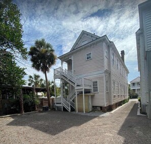 Exterior - Onyx Suite | 1BR Retreat in Downtown CHS (Charleston)