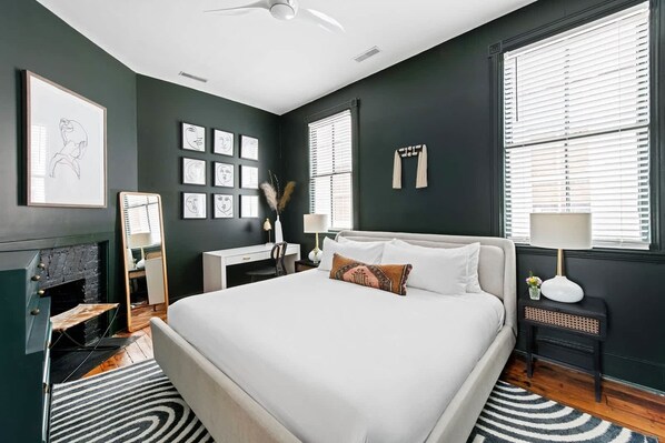 1 habitación, tabla de planchar con plancha, wifi y ropa de cama