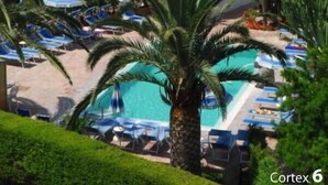 Habitación, 1 habitación, balcón, vista al jardín | Alberca | Alberca al aire libre 