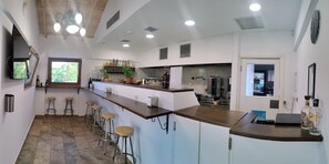 Bar (en la propiedad)