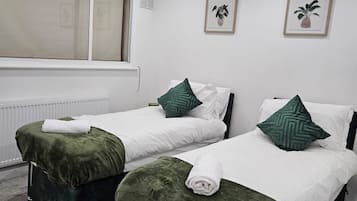 Rumah | 3 kamar tidur, setrika/meja setrika, Wi-Fi gratis, dan seprai linen