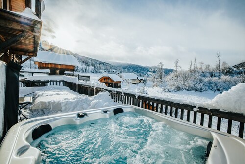 Woody 5 - with a fantastic view and whirlpool