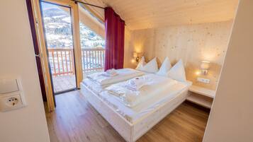 4 bedrooms, free WiFi, bed sheets