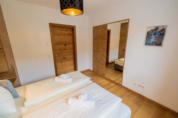 2 habitaciones, wifi gratis y ropa de cama