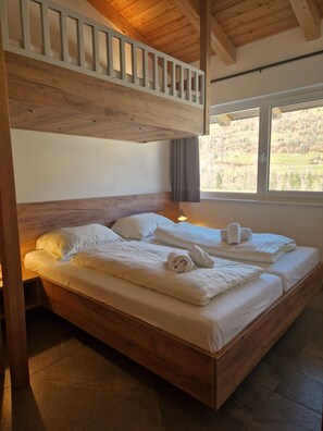3 chambres, Wi-Fi gratuit, draps fournis