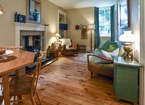 Little Dell | Egyptian cotton sheets, premium bedding, individually decorated - The Dell of Abernethy (Nethy Bridge)