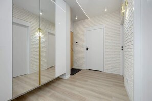 Interior - Wynalazek 3C | Modern Apartment | Parking (Warszawa)