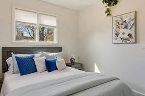 3 bedrooms, WiFi, bed sheets