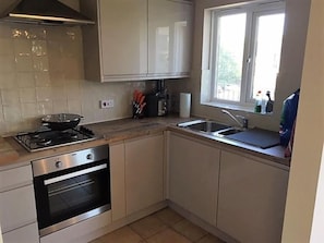 Dishwasher, electric kettle