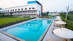 Exterior - Diganta Resort (Kheda)