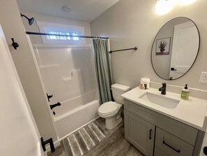 Towels - The Great Escape at The Retreat at Sunset Bluff (Monteagle)