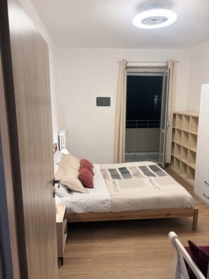 1 bedroom, iron/ironing board, free WiFi, bed sheets - ApartUry at TorinoMetroStop (Torino)