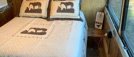 1 habitación, wifi y ropa de cama