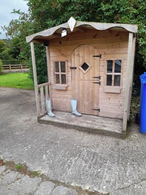 Exterior - 3 Bed Farmhouse - Sleeps 6 - Wifi - Parking (Strabane)