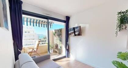 Terrasse aperçu mer, Piscine, Plage à 200m, A/C