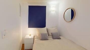 1 chambre, fer et planche Ă repasser, Wi-Fi, draps fournis