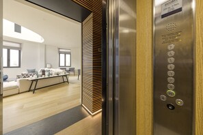 Elevator