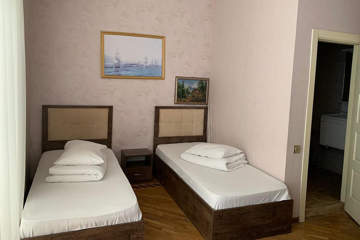 Economy Room | 1 bedroom, free WiFi