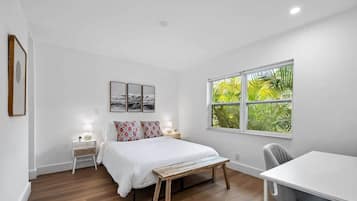 2 bedrooms, desk, iron/ironing board, travel cot