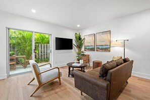 Televisión, oficina