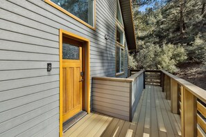 Cabin, 3 Bedrooms | Property grounds - Tranquil Pine Mountain Retreat 3 Bedroom Cabin by RedAwning (Pine Mountain Club)