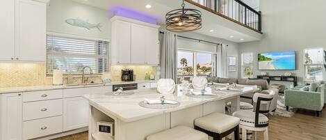 Maison, 3 chambres | Cuisine privée | Réfrigérateur, un four, cafetiÚre-théiÚre, grille-pain