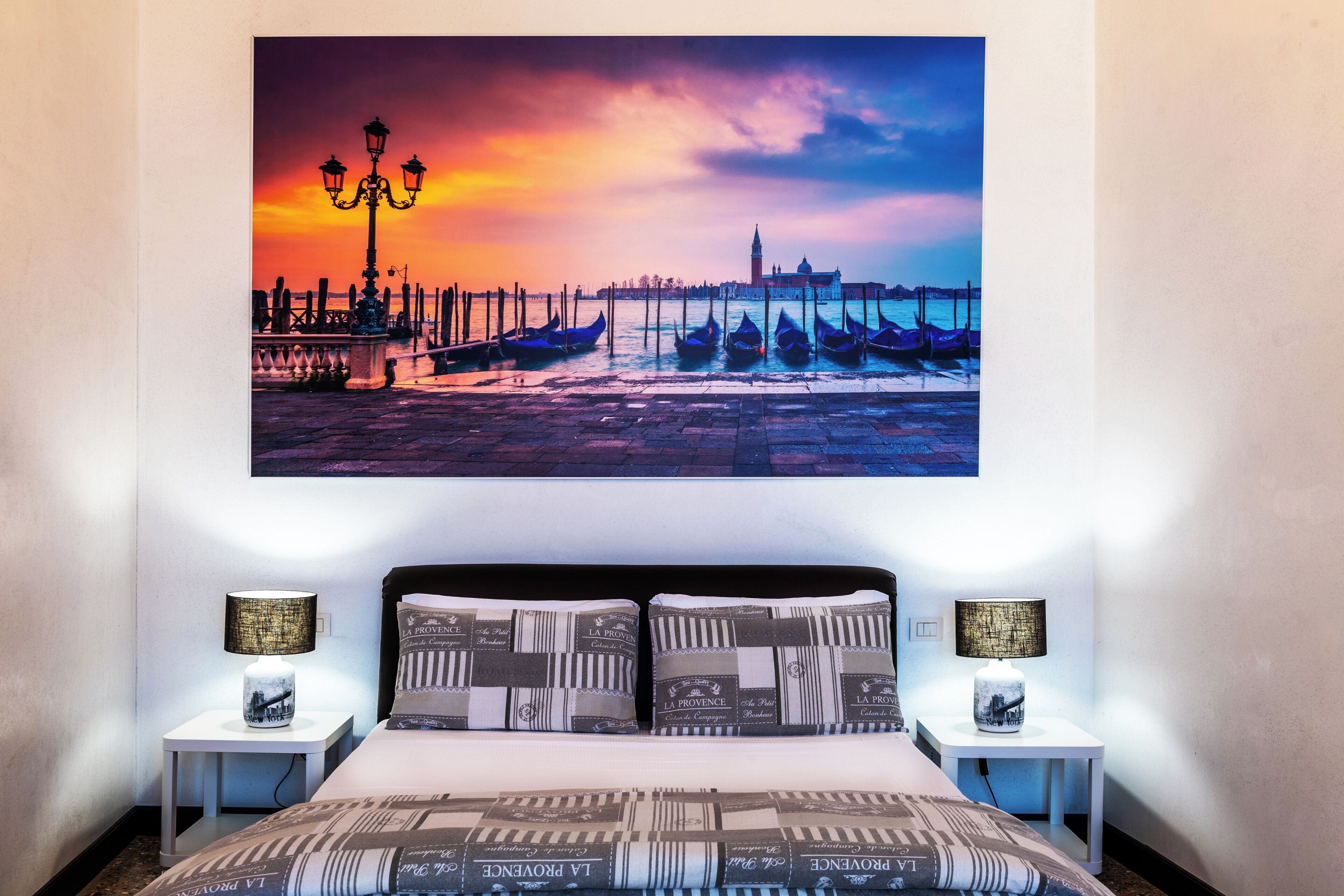 Deluxe appartement, balkon, uitzicht op stad (San Giorgio) | Een kluis op de kamer, verduisterende gordijnen
