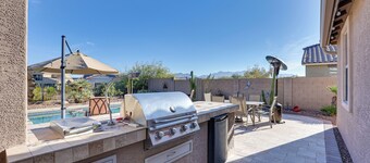 Goodyear Home w/ Patio - Near Estrella Mountain!