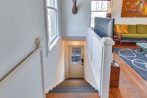 Athens Apartment: 2 Mi to University of Georgia!