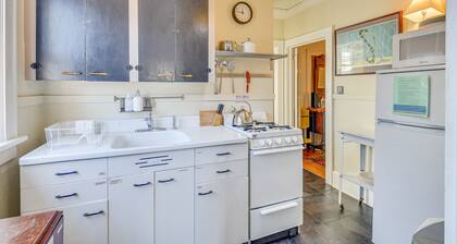 Athens Apartment: 2 Mi to University of Georgia!