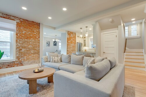 Hot Tub, Fire Pits: Ideally Located Denver Home!