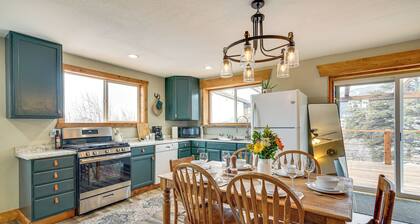 Idyllic Rye Cabin: Deck w/ Mountain Views!