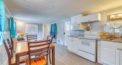 Charming Hernando Retreat w/ Screened Patio!