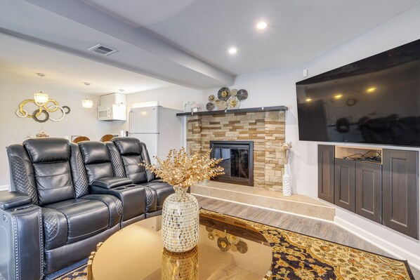 Apartment (1 Bedroom) | Front of property - Pet-friendly Woodbridge Retreat Near Potomac Mills (Woodbridge)