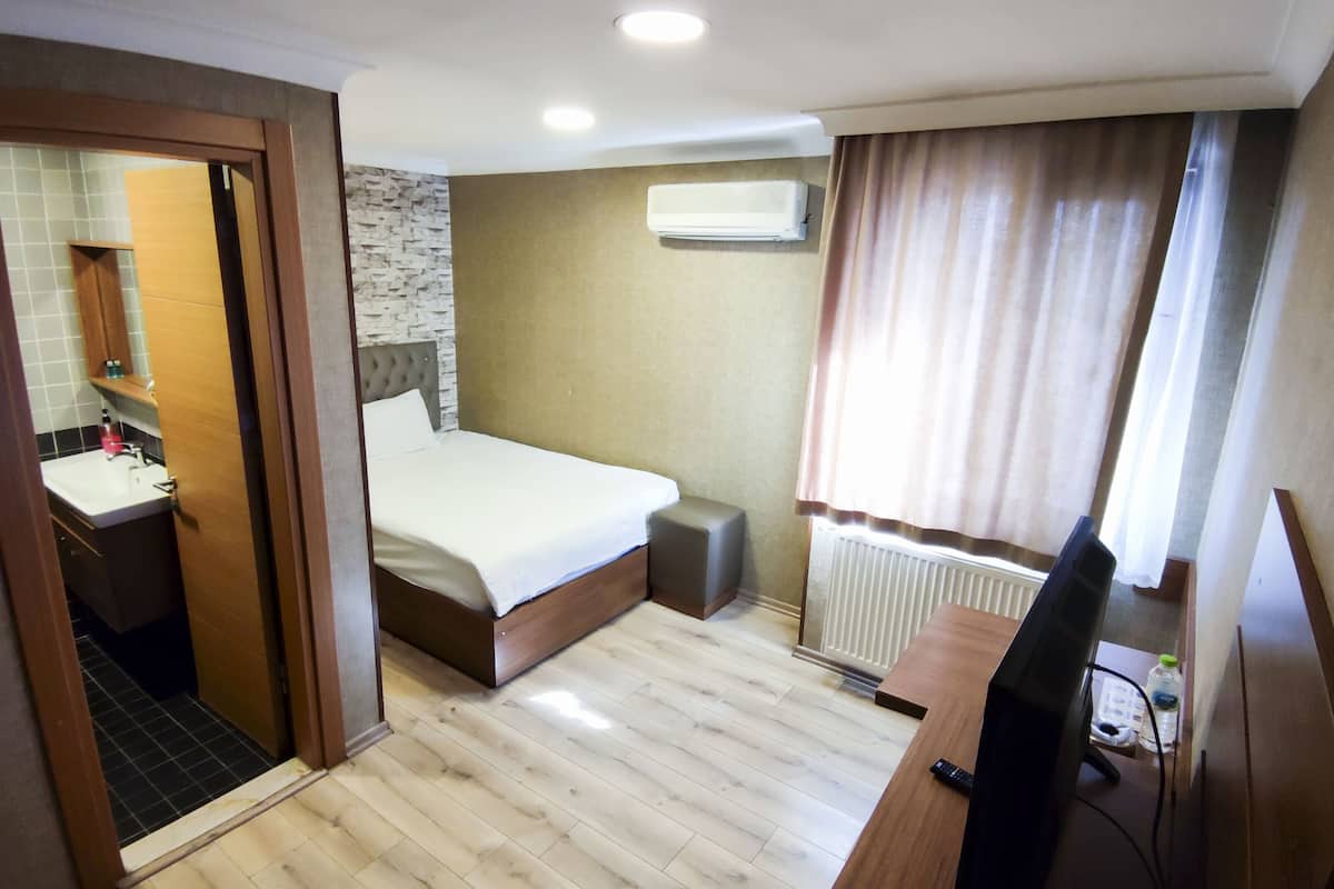 Classic Room | 1 bedroom, free WiFi, wheelchair access